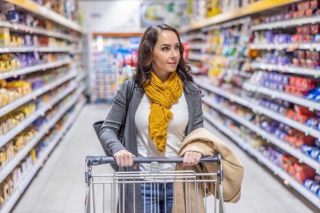 Keto przekąski na wynos z supermarketu